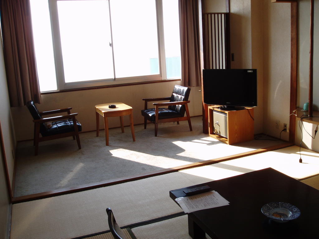 Tateyama Yuhikaigan Hotel Rum bild